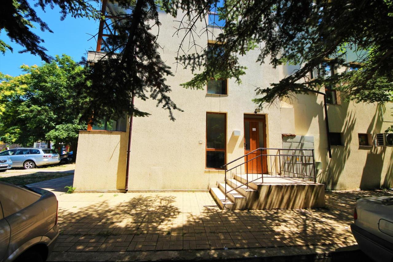 Menada Crystal Park Apartments Солнечный берег Экстерьер фото