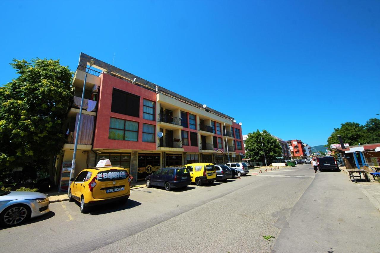 Menada Crystal Park Apartments Солнечный берег Экстерьер фото