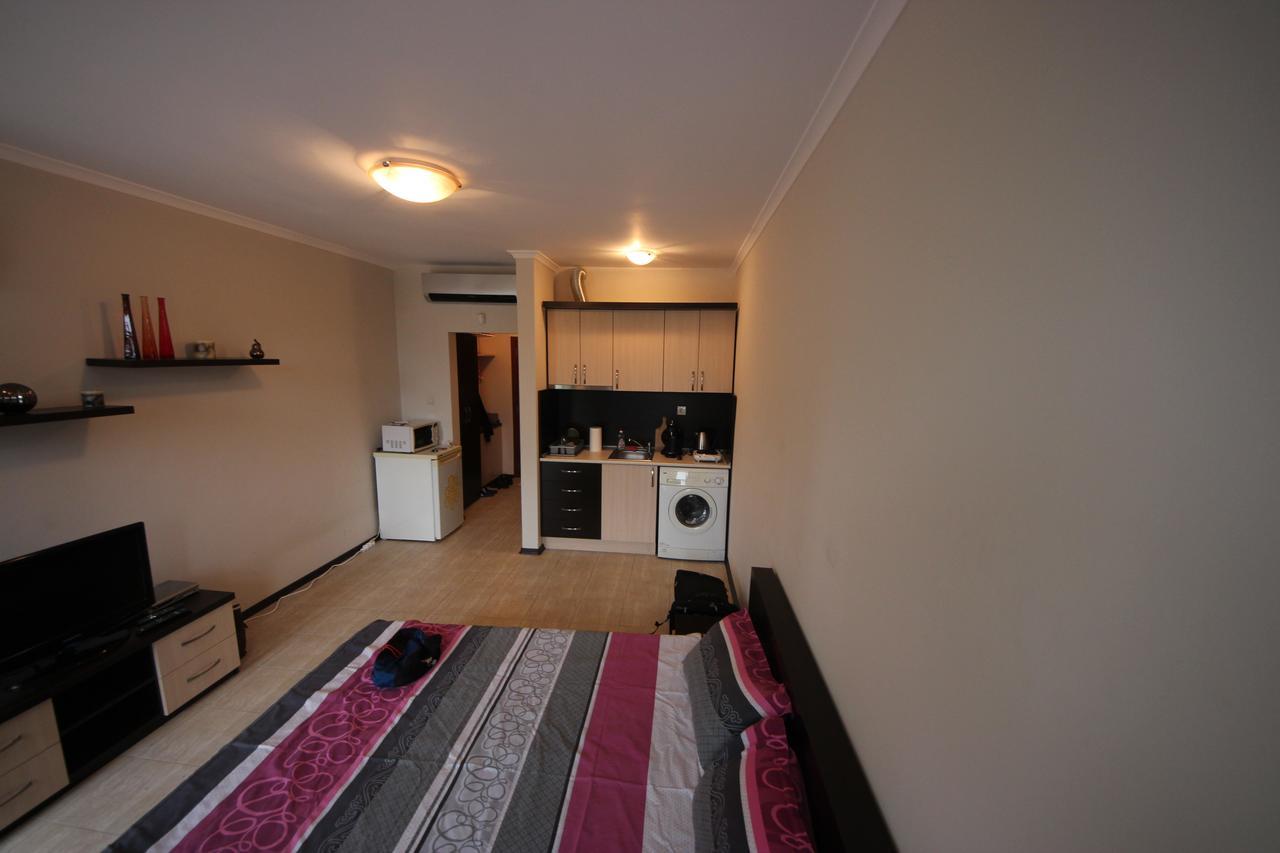 Menada Crystal Park Apartments Солнечный берег Экстерьер фото